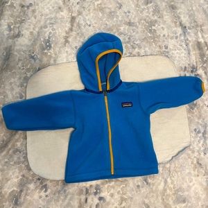 Patagonia jacket size 6-12 months